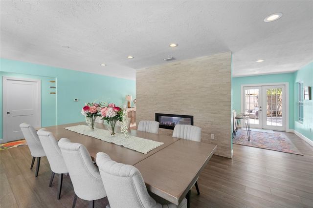 771 INDIAN BEACH CIRCLE, Sarasota, FL 34234
