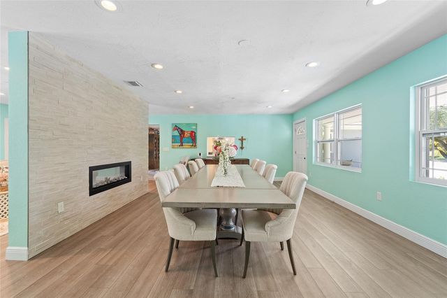 771 INDIAN BEACH CIRCLE, Sarasota, FL 34234