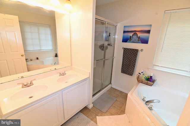 7619 COVENT GARDENS CT, Landover, MD 20785