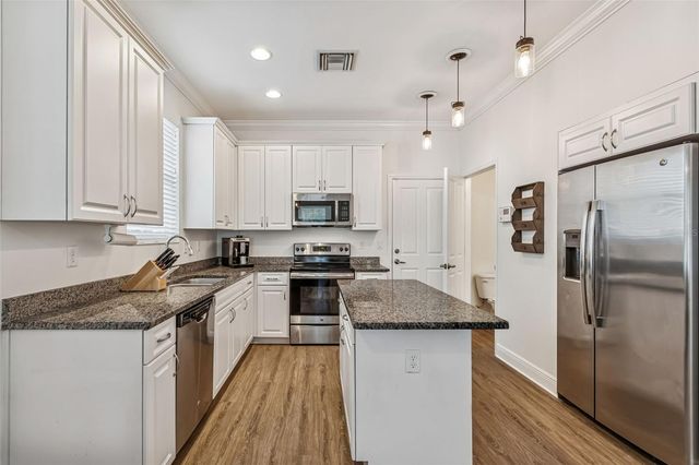 638 JETSTAR LANE, Oldsmar, FL 34677