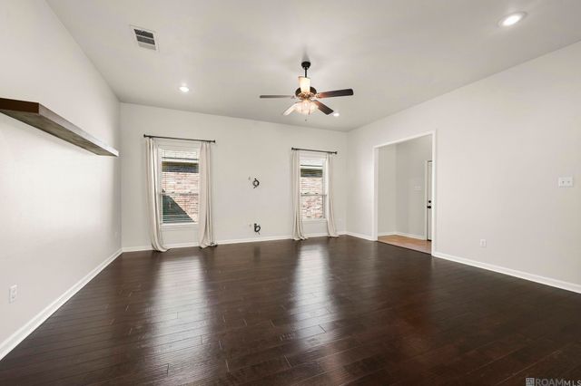 4939 Sweet Birch Dr, Baton Rouge, LA 70816