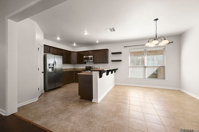 4939 Sweet Birch Dr, Baton Rouge, LA 70816