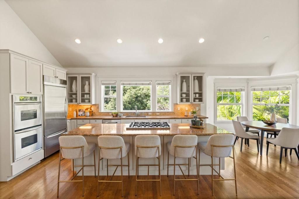 Image 21 of property listing at 902 Fallen Leaf Way, Redwood City, CA 94062