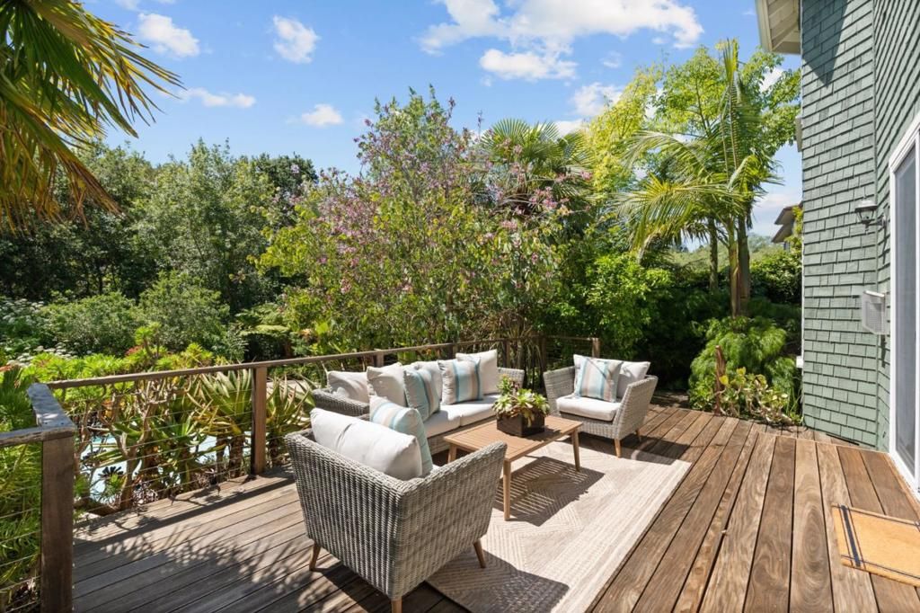 Image 63 of property listing at 902 Fallen Leaf Way, Redwood City, CA 94062