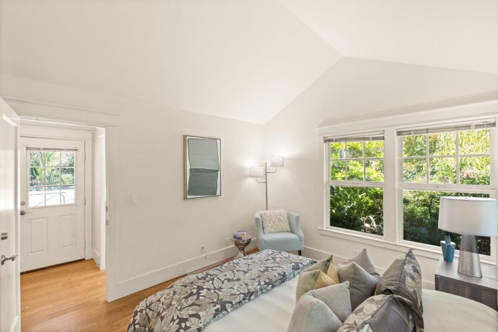 Image 81 of property listing at 902 Fallen Leaf Way, Redwood City, CA 94062