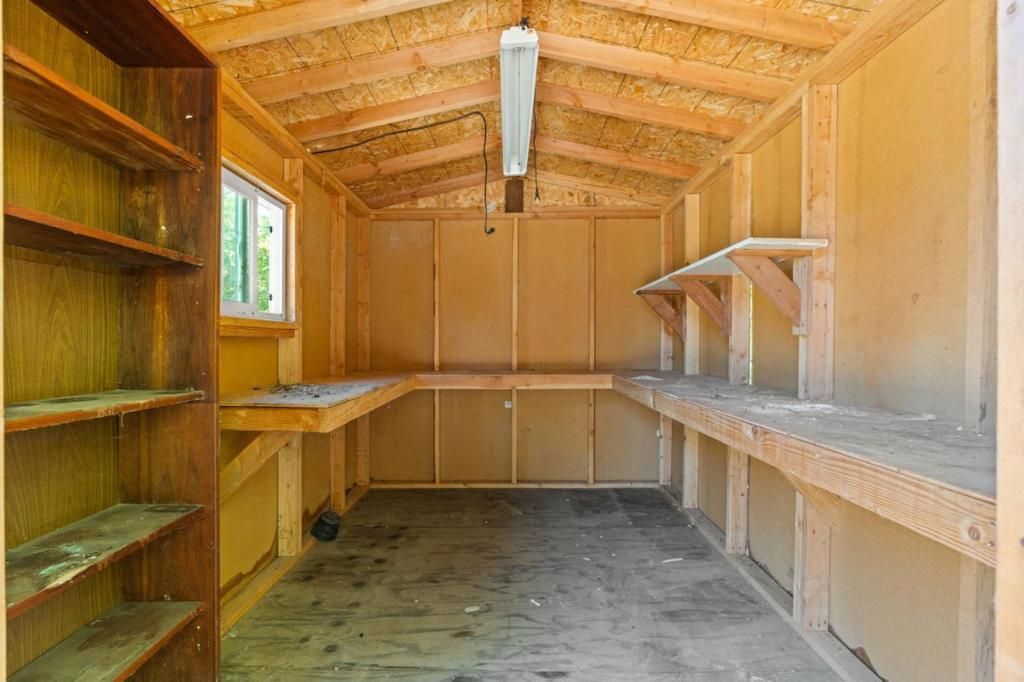 Image 87 of property listing at 902 Fallen Leaf Way, Redwood City, CA 94062