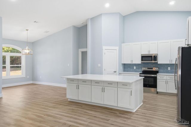 6508 Tidal Bay Dr, Milton, FL 32583