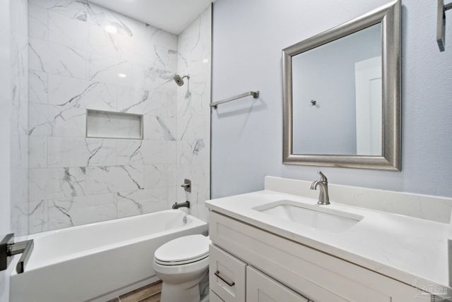 6508 Tidal Bay Dr, Milton, FL 32583