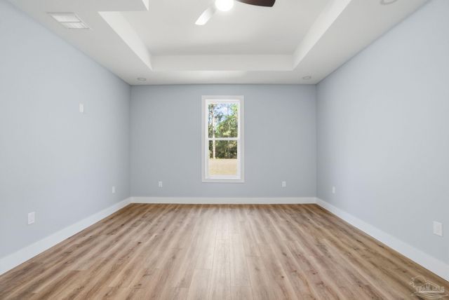 6508 Tidal Bay Dr, Milton, FL 32583