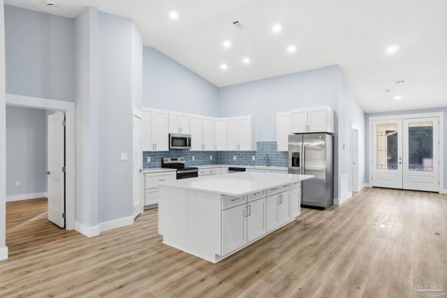 6508 Tidal Bay Dr, Milton, FL 32583