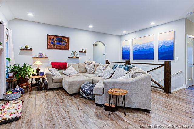 8810 Chestnut Hill Court, Charlestown, IN 47111