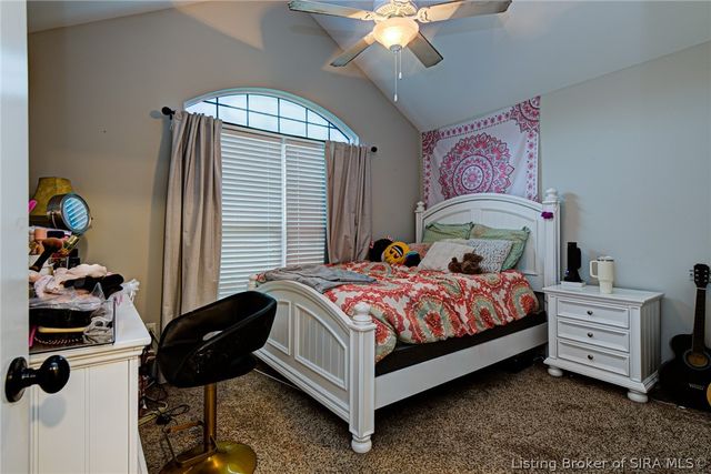 8810 Chestnut Hill Court, Charlestown, IN 47111