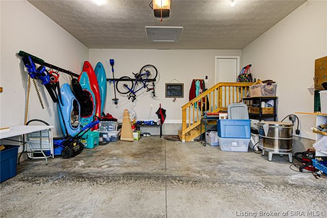 8810 Chestnut Hill Court, Charlestown, IN 47111