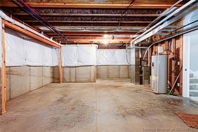 8810 Chestnut Hill Court, Charlestown, IN 47111