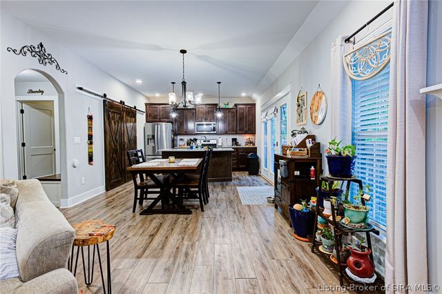 8810 Chestnut Hill Court, Charlestown, IN 47111