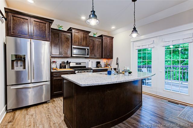 8810 Chestnut Hill Court, Charlestown, IN 47111
