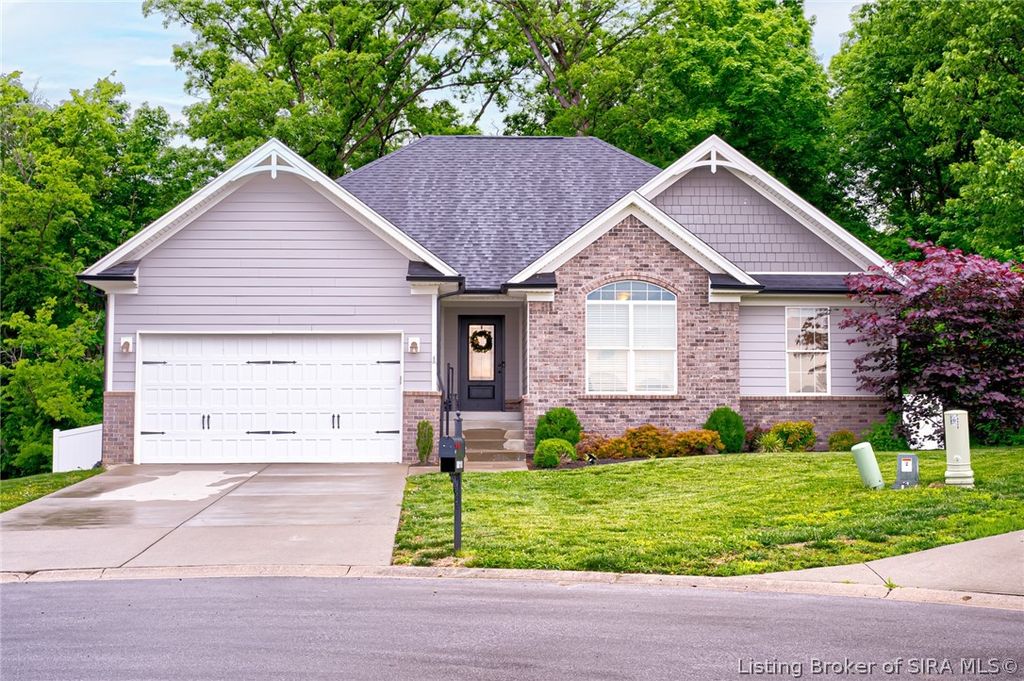 8810 Chestnut Hill Court, Charlestown, IN 47111