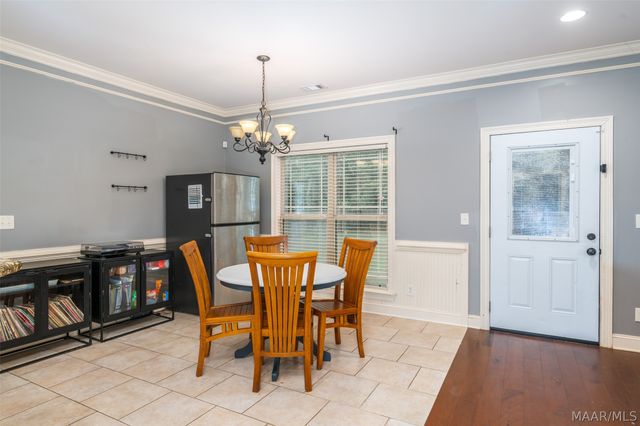 206 Pine Level Ridge, Deatsville, AL 36022