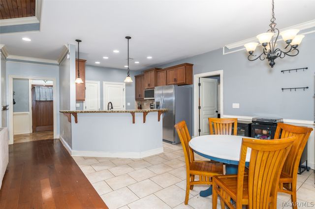 206 Pine Level Ridge, Deatsville, AL 36022