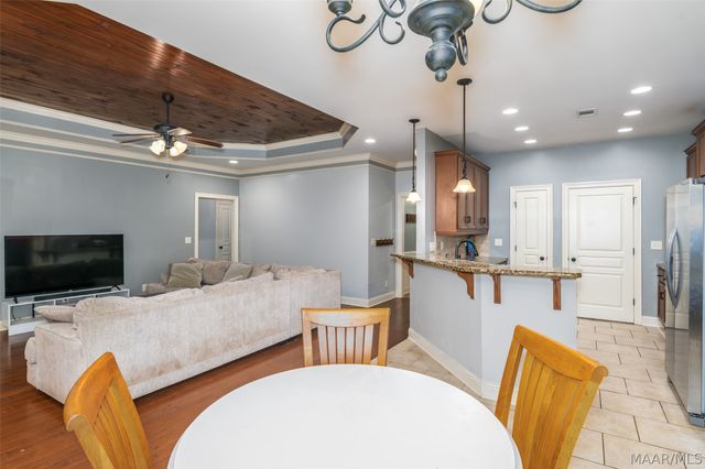206 Pine Level Ridge, Deatsville, AL 36022