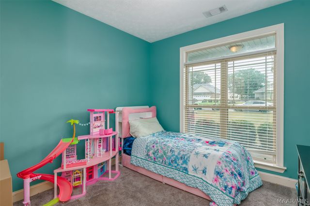 206 Pine Level Ridge, Deatsville, AL 36022