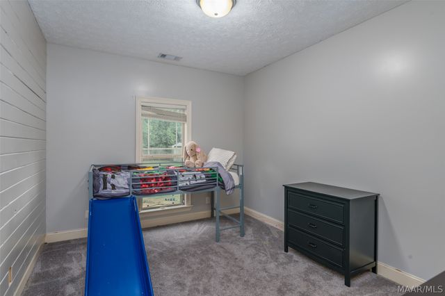 206 Pine Level Ridge, Deatsville, AL 36022
