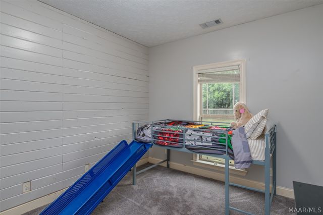 206 Pine Level Ridge, Deatsville, AL 36022