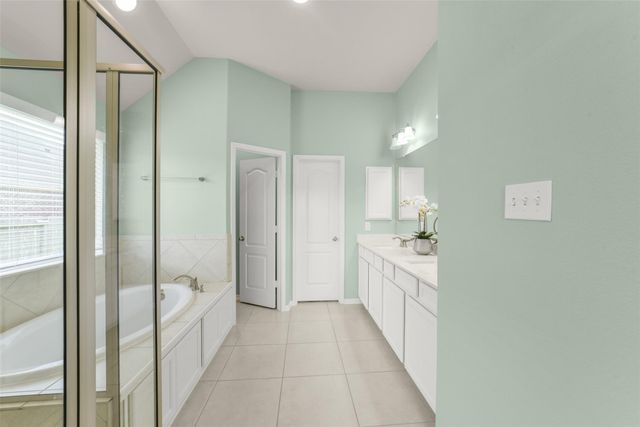 7823 Taronga Lane, Richmond, TX 77407