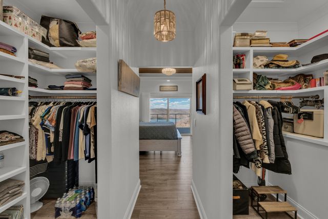 209 N Rockfish Ln, Hilham, TN 38568