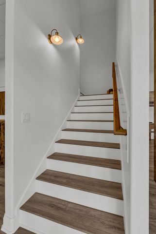 209 N Rockfish Ln, Hilham, TN 38568