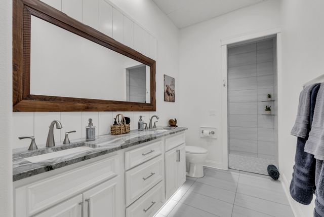 209 N Rockfish Ln, Hilham, TN 38568