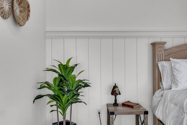 209 N Rockfish Ln, Hilham, TN 38568