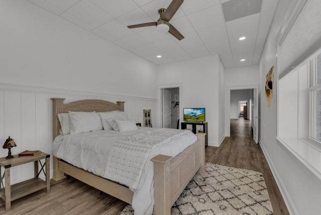 209 N Rockfish Ln, Hilham, TN 38568