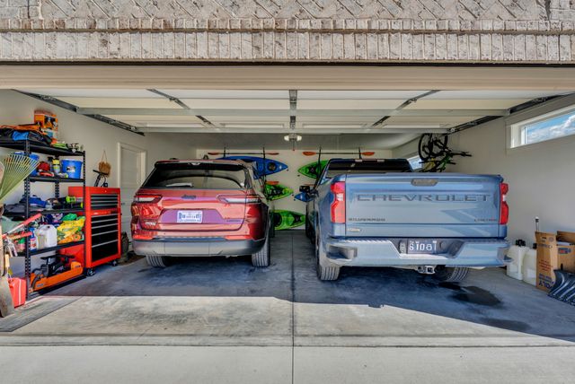 209 N Rockfish Ln, Hilham, TN 38568