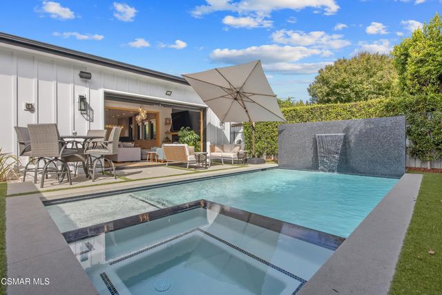 5444 Murietta Avenue, Sherman Oaks, CA 91401