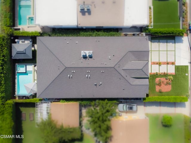 5444 Murietta Avenue, Sherman Oaks, CA 91401