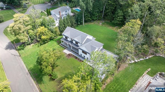 56 Clover Lane, Upper Saddle River, NJ 07458
