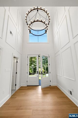 56 Clover Lane, Upper Saddle River, NJ 07458