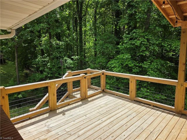 1542 Overlook Drive, Wilkesboro, NC 28697