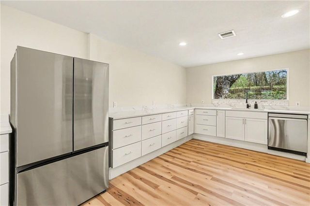 3537 N 35th Street, Kansas City, KS 66104