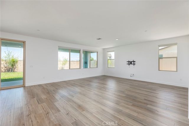 30560 Olive Berry Place, Murrieta, CA 92563