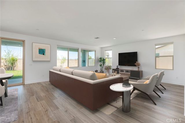 30560 Olive Berry Place, Murrieta, CA 92563