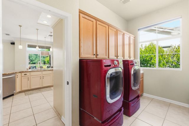 4288 Echo Rock Ln, Roseville, CA 95747