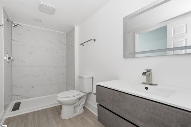 14 Hawthorne Lane, Greenville, SC 29605