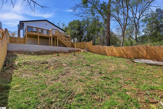 14 Hawthorne Lane, Greenville, SC 29605