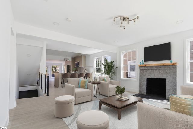 14 Hawthorne Lane, Greenville, SC 29605