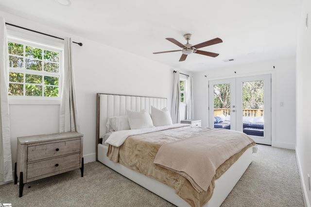 14 Hawthorne Lane, Greenville, SC 29605