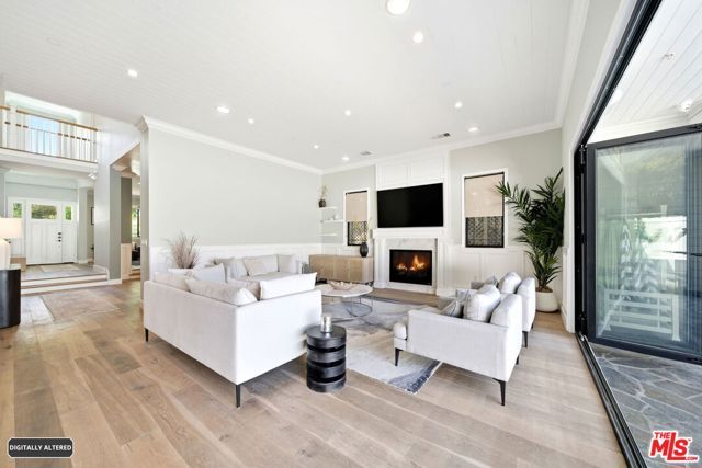 3305 Veteran Avenue, Los Angeles, CA 90034
