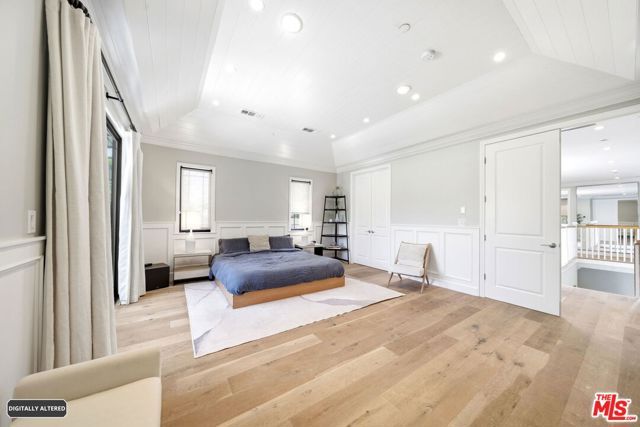 3305 Veteran Avenue, Los Angeles, CA 90034