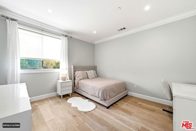 3305 Veteran Avenue, Los Angeles, CA 90034